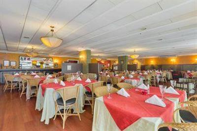фото отеля Tulip Inn Saint Martin