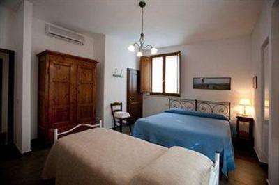 фото отеля Bed&Breakfast Camere Andrei