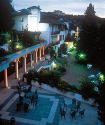 фото отеля Hotel Le Manoir Aix-les-Bains