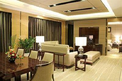 фото отеля Crowne Plaza Longgang City Centre