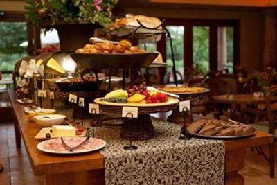 фото отеля Villagio Inn and Spa