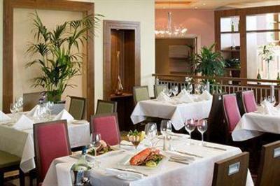 фото отеля Blarney Golf Resort