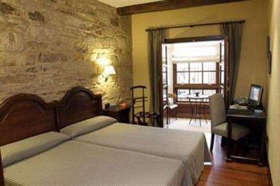 фото отеля Hotel Rua Villar Santiago de Compostela