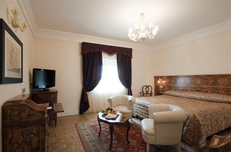 фото отеля Grand Hotel Rimini