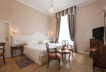 фото отеля Grand Hotel Rimini