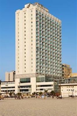 фото отеля Crowne Plaza Tel Aviv