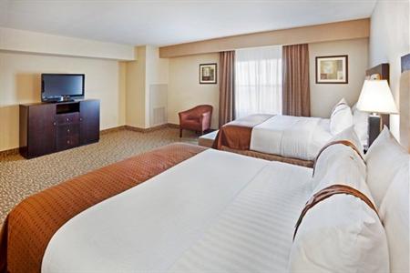 фото отеля Holiday Inn Hotel & Suites Beaufort