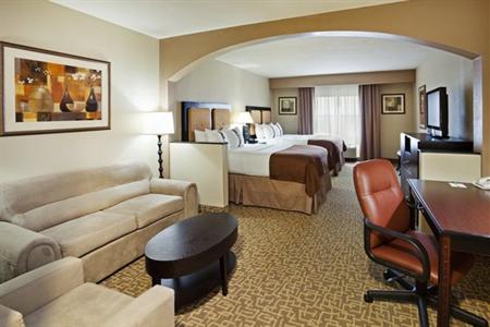 фото отеля Holiday Inn Hotel & Suites Beaufort