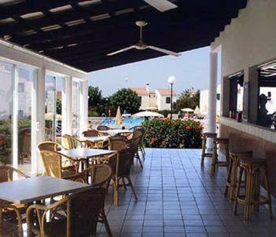 фото отеля Apartments Sa Caleta Menorca