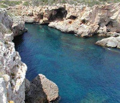 фото отеля Apartments Sa Caleta Menorca