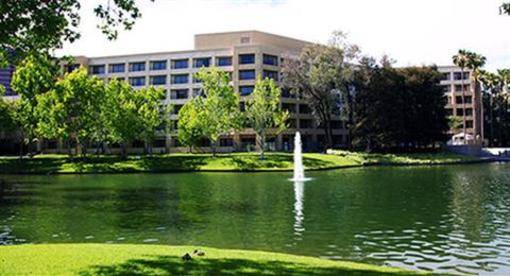 фото отеля Wyndham Orange County Hotel