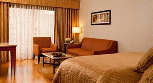 фото отеля Wyndham Orange County Hotel