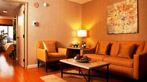 фото отеля Wyndham Orange County Hotel