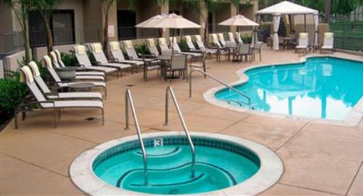 фото отеля Wyndham Orange County Hotel