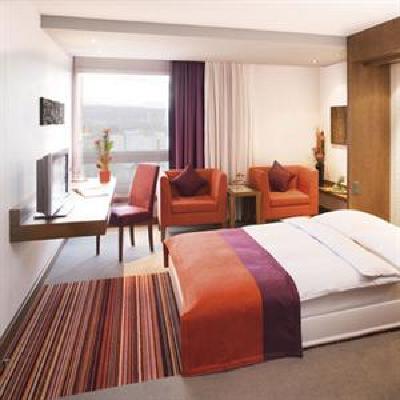 фото отеля Movenpick Hotel Zurich Airport