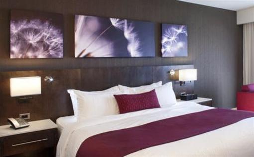 фото отеля Delta Victoria Ocean Pointe Resort & Spa