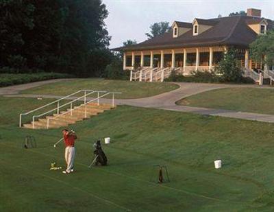 фото отеля Cypress Bend Golf Resort