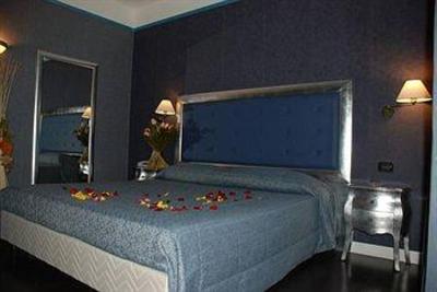 фото отеля Flower Hotel & Motel Pavia