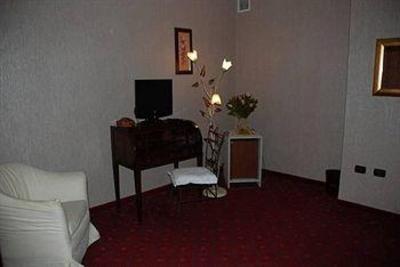 фото отеля Flower Hotel & Motel Pavia