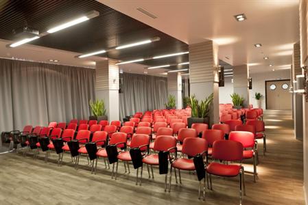 фото отеля Marins Park Hotel Yekaterinburg