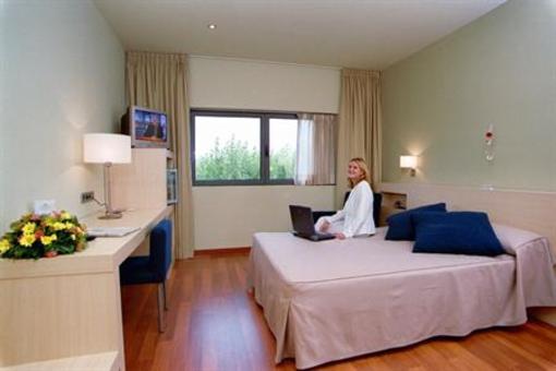 фото отеля Hostal Les Torres