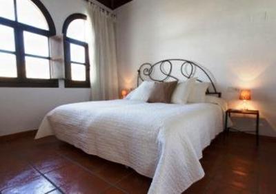 фото отеля Apartamentos Los Patios de la Juderia