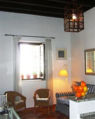 фото отеля Apartamentos Los Patios de la Juderia