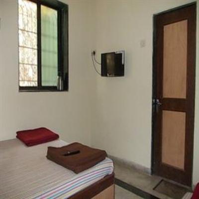 фото отеля Hotel Ganga Mumbai