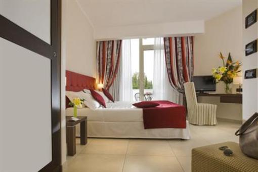 фото отеля Cardinal Hotel St. Peter