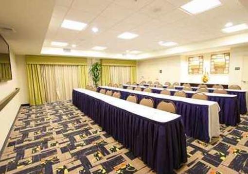 фото отеля Hampton Inn and Suites Ocala