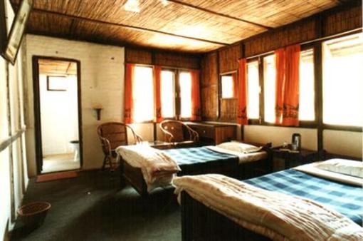 фото отеля Chitwan Jungle Lodge