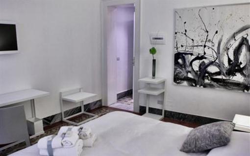 фото отеля Town House Messina