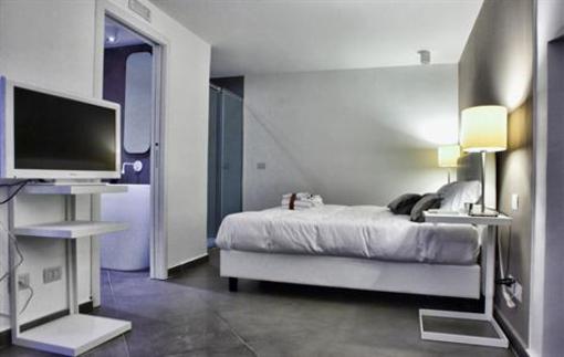 фото отеля Town House Messina