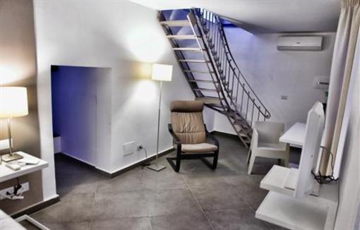 фото отеля Town House Messina