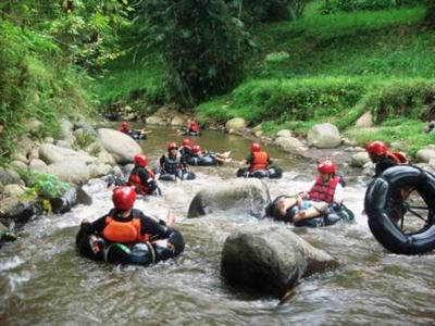 фото отеля The Jhon's Cianjur Aquatic Resort