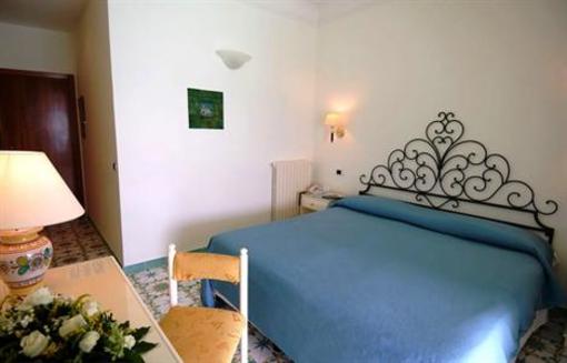 фото отеля Aurora Residence Amalfi