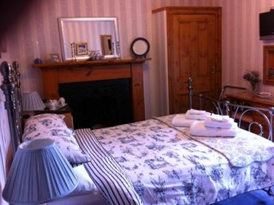 фото отеля Dionard Guest House