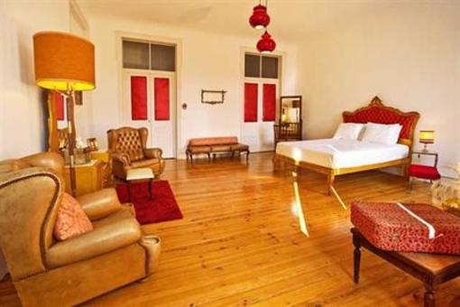 фото отеля Lisbon Calling Hostel