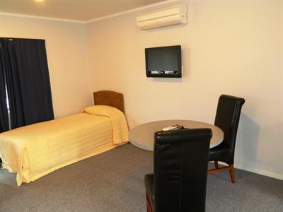 фото отеля Oasis Motel & Holiday Park Turangi