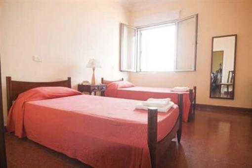 фото отеля Surf House Las Palmas