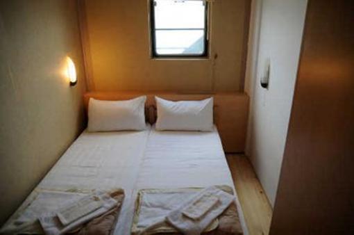 фото отеля Boat Hostel Belgrade