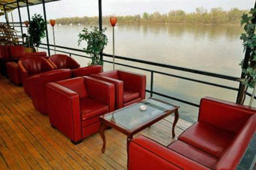 фото отеля Boat Hostel Belgrade