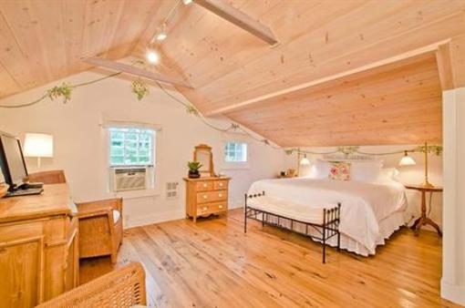 фото отеля The Summer House Cottages