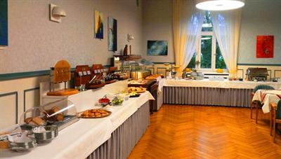фото отеля Strandhotel Löchnerhaus