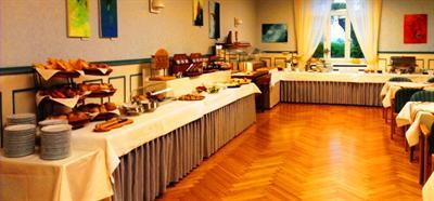 фото отеля Strandhotel Löchnerhaus