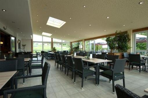 фото отеля Landhotel Falkenhof