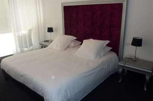 фото отеля Hotel Les Deux Lions
