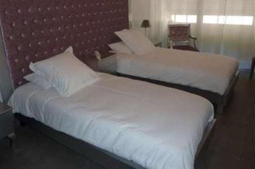 фото отеля Hotel Les Deux Lions