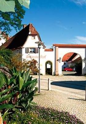фото отеля Hotel Schlossgasthof Roesch