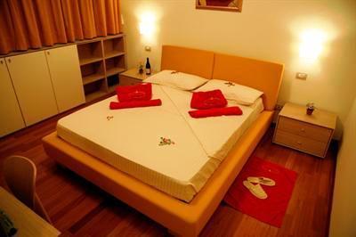 фото отеля Shanti House